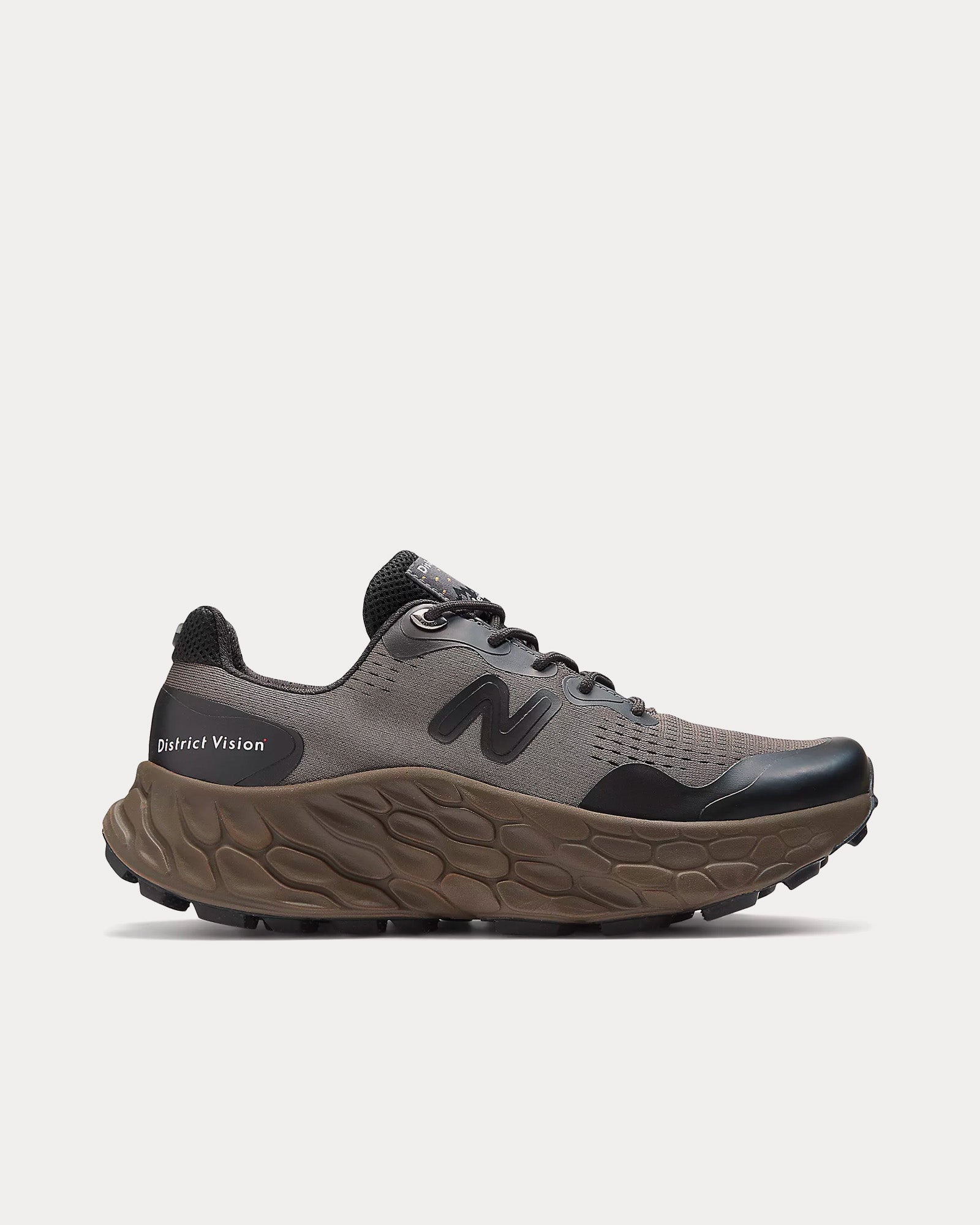 New Balance x District Vision Unisex Fresh Foam More Trail Falcon 
