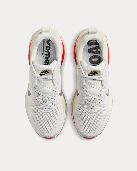 Nike Vomero 18 Platinum Tint / Siren Red / Light Smoke Grey / Metallic Pewter Running Shoes - 2