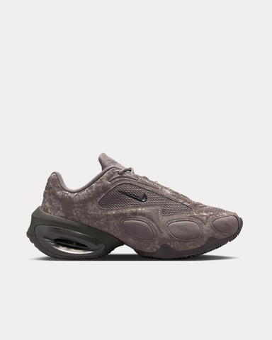 Nike Air Max Muse Cave Stone / Black / Metallic Silver / Medium Ash Low Top Sneakers