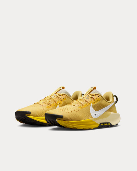 Nike Pegasus Trail 5 Saturn Gold / Lightning / Alabaster / White Running Shoes - 3