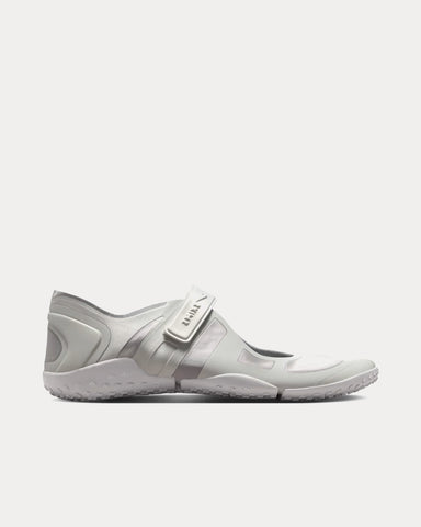 NikeSKIMS Rift Satin Night Silver / Base Grey / Medium Silver / Night Silver Slip On Sneakers