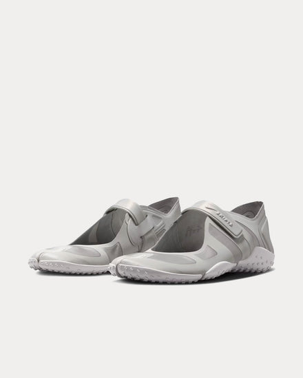 NikeSKIMS Rift Satin Night Silver / Base Grey / Medium Silver / Night Silver Slip On Sneakers - 3