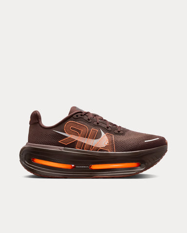 Nike x Renegade Vomero Premium Brown Basalt / Total Orange / Bronze Eclipse / Hyper Crimson Running Shoes
