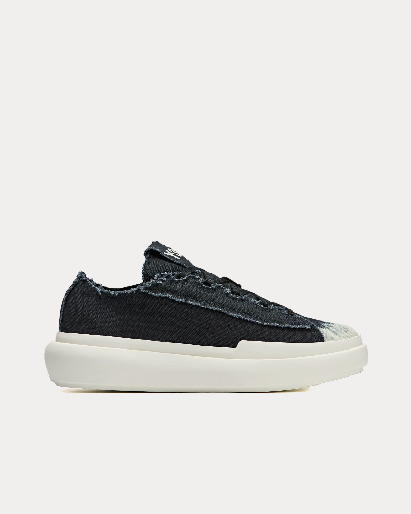 Y-3 - Nizza Low Black / Black / Off White Low Top Sneakers