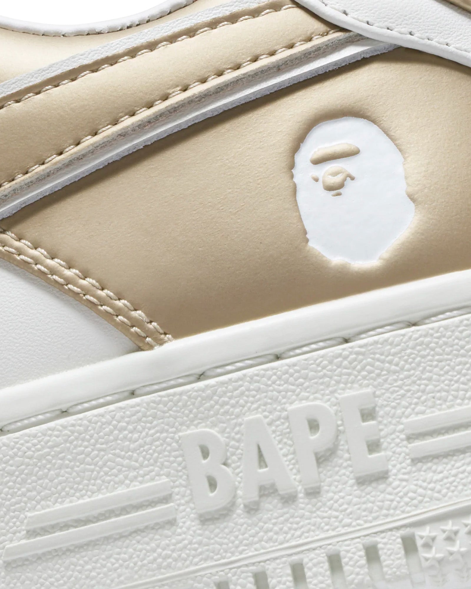 A Bathing APE - Bape Sta #4 Gold / White Low Top Sneakers