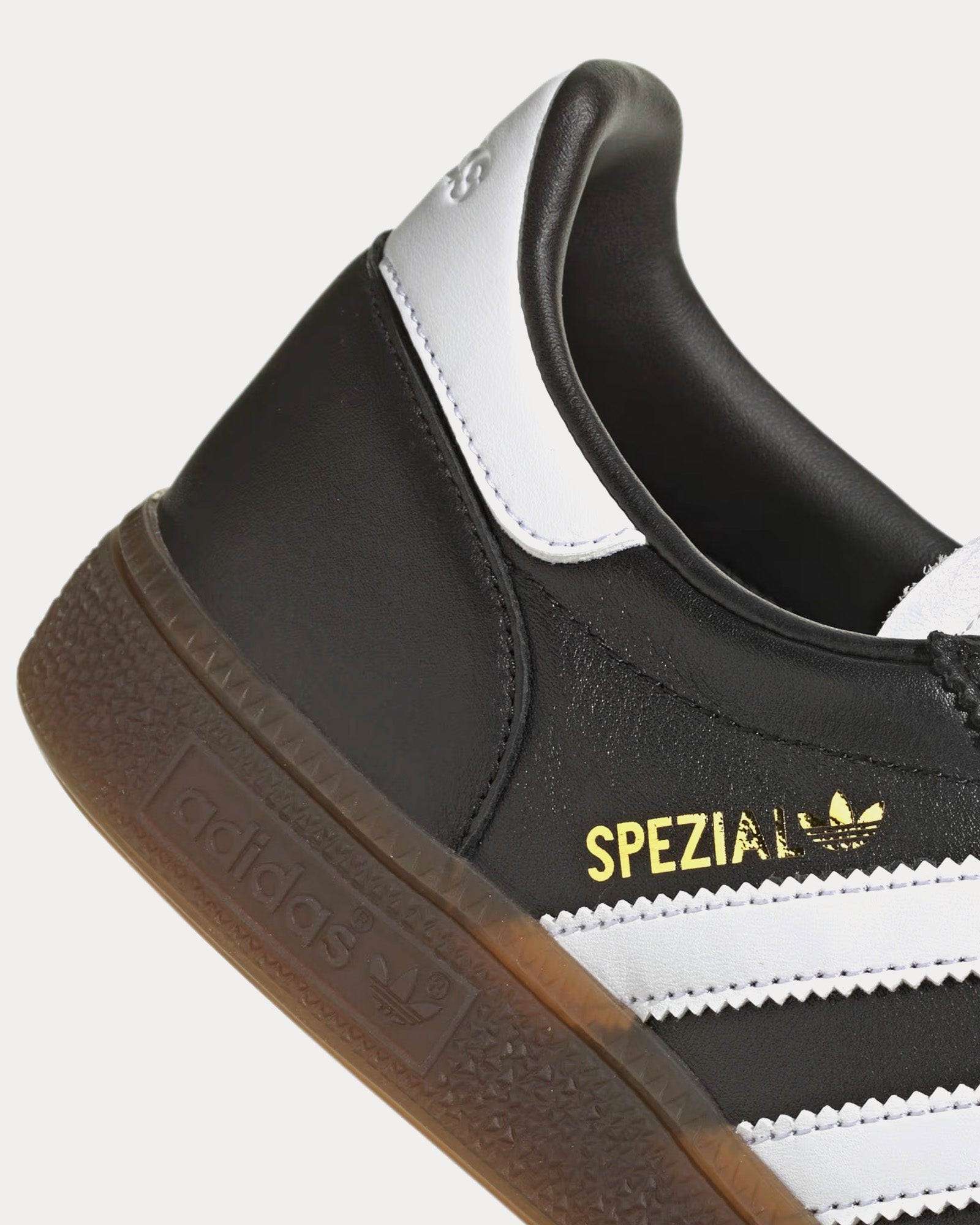 Adidas - Handball Spezial Core Black / Cloud White / Gum Low Top Sneakers