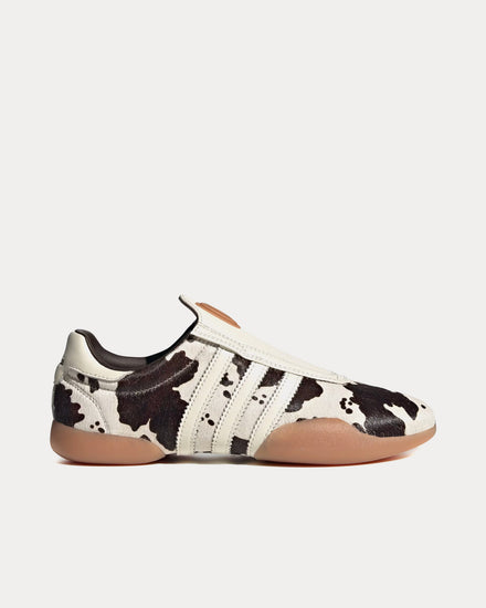 シューズ adidas Taekwondo Core Black White/Gum Adidas Women's Taekwondo Core Black/Cloud White/Gum – West NYC