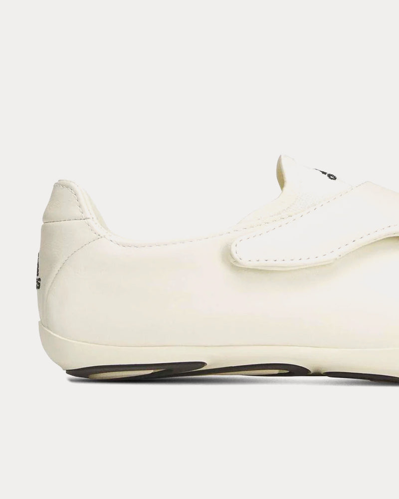 Adidas x Pharrell Williams Unisex Vario Flat Earther White / Black Slip On Sneakers Adidas x Pharrell Williams Unisex Vario Flat Earther White / Black Slip On Sneakers
