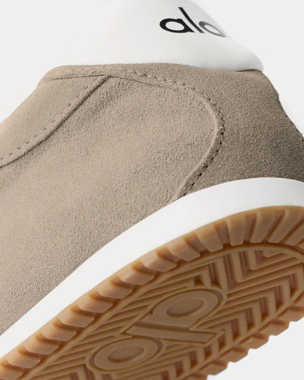 Alo Yoga Women's Alo Sunset Gravel Low Top Sneakers