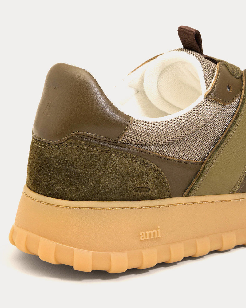 Ami Paris Walk Smooth Leather Green Low Top Sneakers - 4