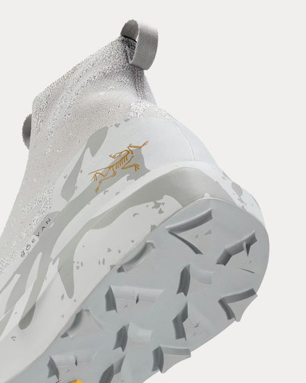 Arc'teryx Norvan 4 Nivalis GTX 'Groto' Dk Solitude / Dk Solitude Running Shoes - 3