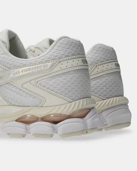 Asics Gel-Cumulus 16 White / Cream Low Top Sneakers - 5