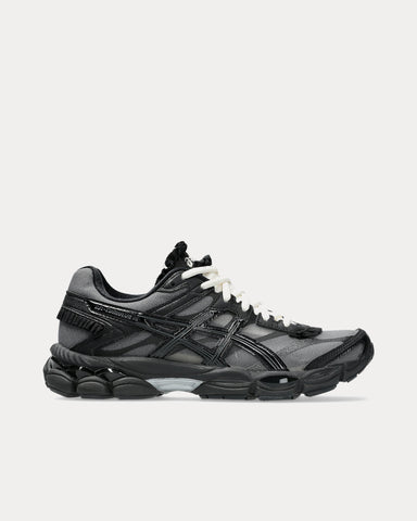Asics x Griff Gel-Cumulus 16 Black / Black Low Top Sneakers