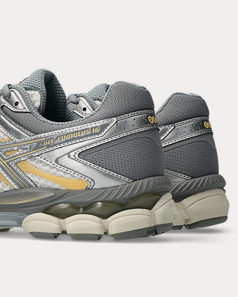 Asics Gel-Cumulus 16 Cream / Clay Grey Low Top Sneakers - 5