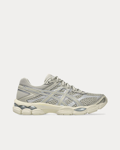 Asics Gel-Cumulus 16 Dried Leaf Green / Dried Leaf Green Low Top Sneakers