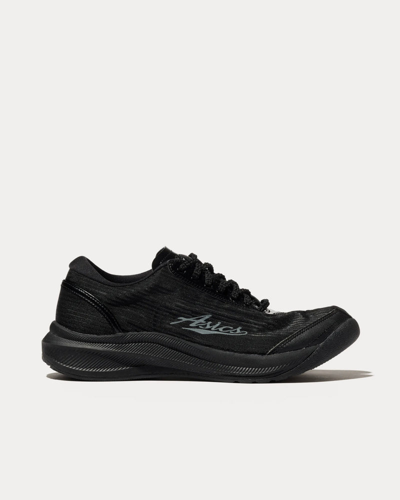 27 Kiko Kostadinov Asics Ilargi FF 黒 Asics x Kiko Kostadinov Unisex ILARGI FF Tabi Carbon Low Top Sneakers