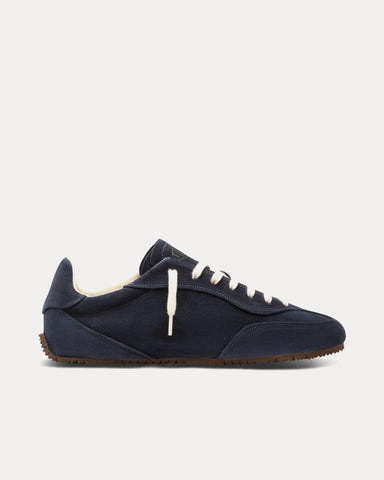 Axel Arigato Daze Runner Dark Blue / Dark Gum Low Top Sneakers