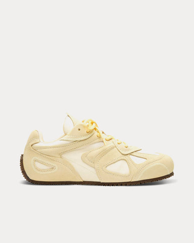 Axel Arigato Slow Runner Light Yellow / Dark Gum Low Top Sneakers