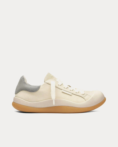 Axel Arigato Squish Light Beige / Gum Low Top Sneakers