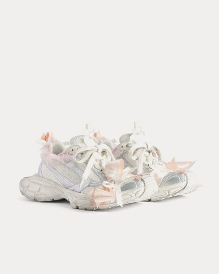 Balenciaga 3XL Lace White / Light Pink Low Top Sneakers - 3