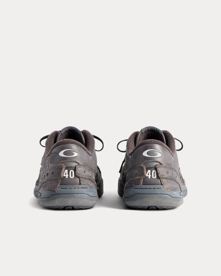 Balenciaga Hamptons Worn-Out Grey Low Top Sneakers - 4