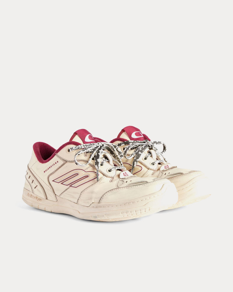 Balenciaga Hamptons Worn-Out Off White / Red Low Top Sneakers - 3