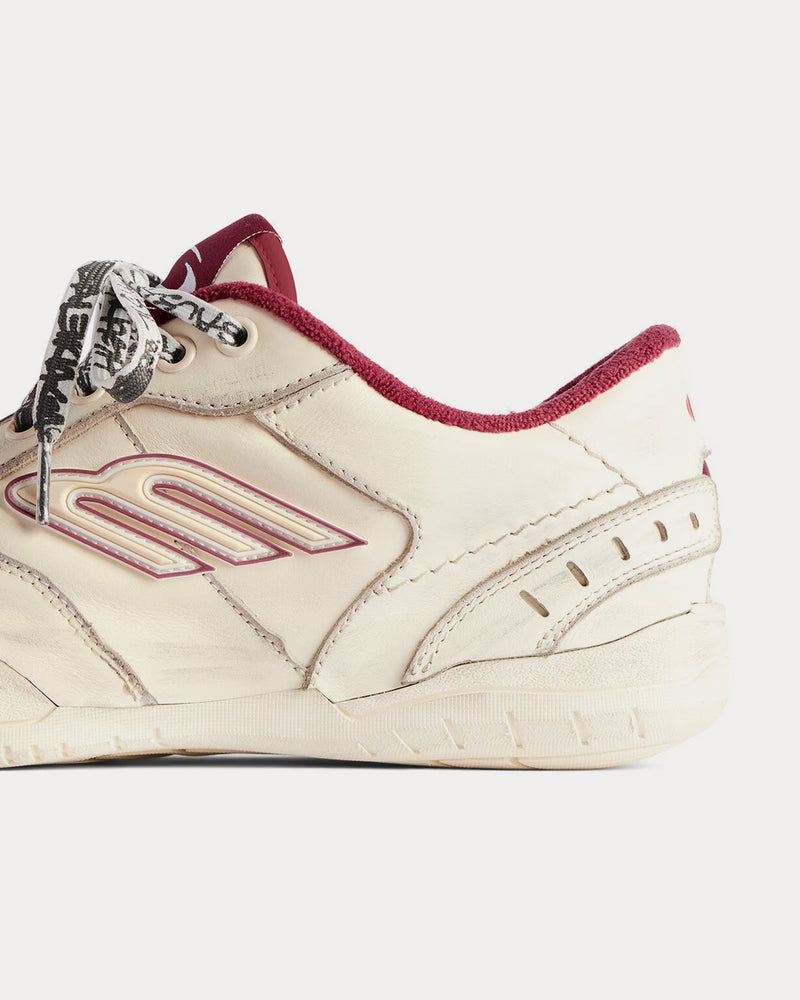 Balenciaga Hamptons Worn-Out Off White / Red Low Top Sneakers - 5