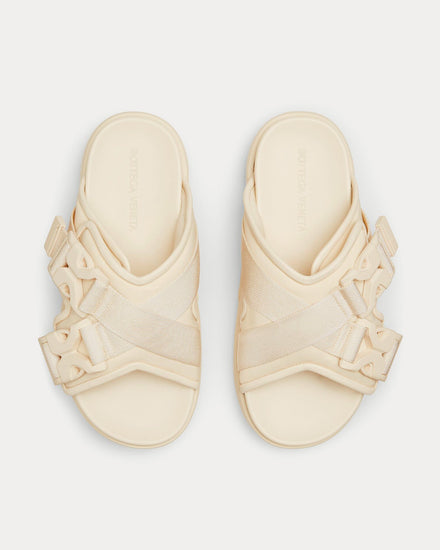 BOTTEGA VENETA サンダル sea salt ホワイト BOTTEGA VENETA ボッテガヴェネタ サンダル【大きいサイズあり