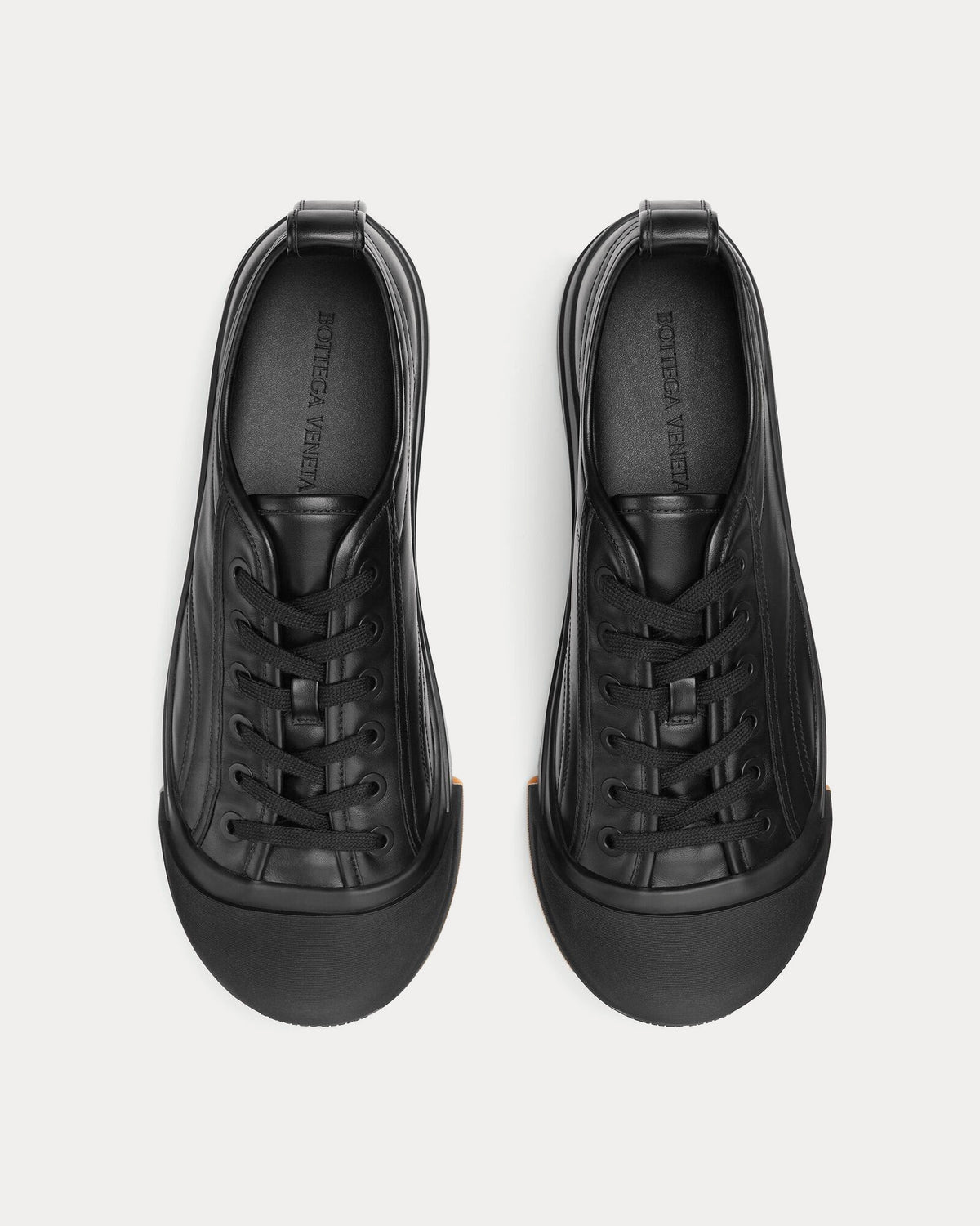 Vulcan Low Top Sneaker