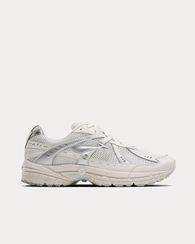 Brooks Running Adrenaline GTS 10 White / Coconut Milk / Smoke Low Top Sneakers