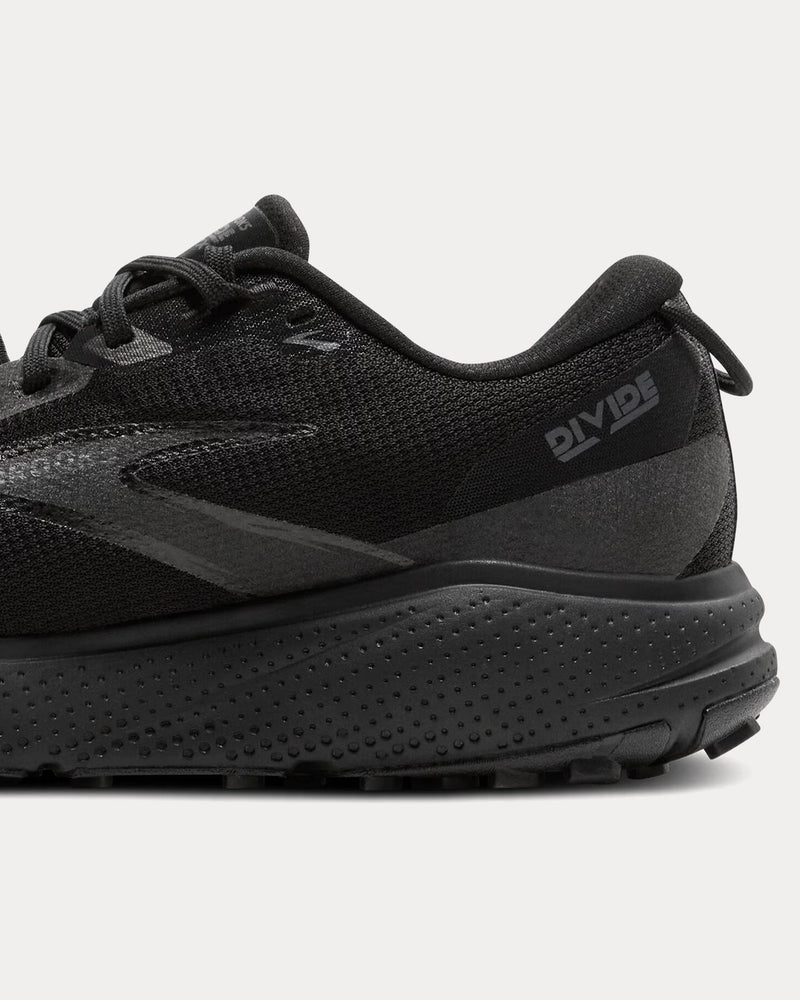 Brooks Running Divide 6 GTX Black / Black / Ebony Running Shoes - 5
