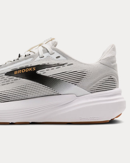 Brooks Running Revel 8 White / Black / Oak Buff Running Shoes - 5