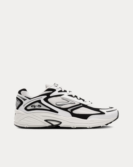 Brooks Running Adrenaline GTS 4 Black / White / Silver Low Top Sneakers - 1