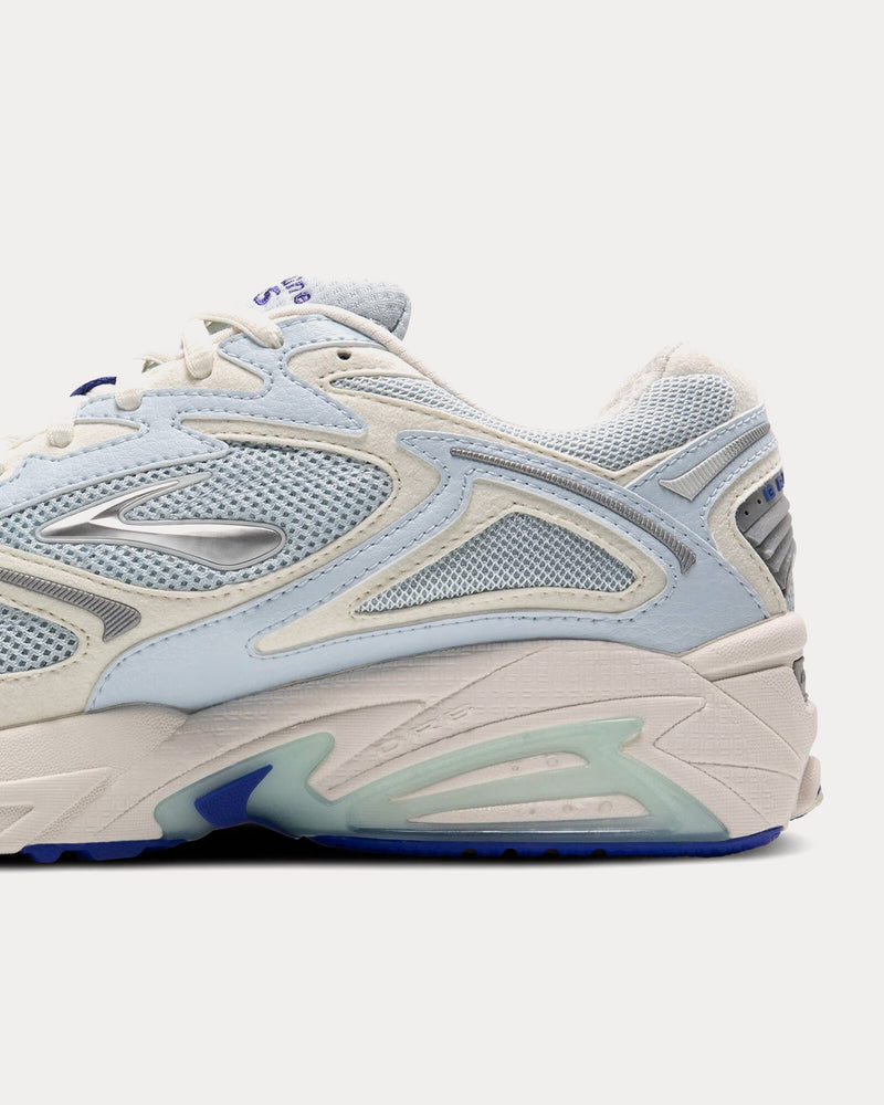 Brooks Running Adrenaline GTS 4 Blue / Aqua / Silver Low Top Sneakers - 5