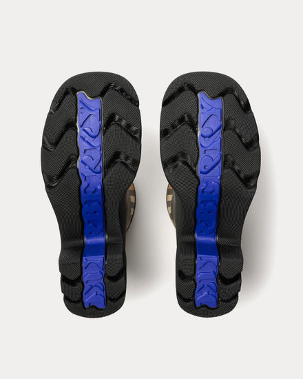 Burberry Rubber Marsh Stamp Heeled Black Low Boots - 4