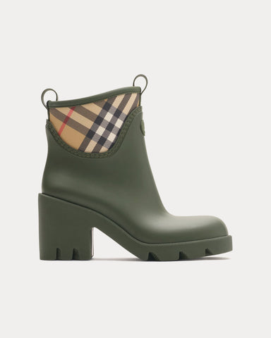 Burberry Rubber Marsh Stamp Heeled Loch Low Boots