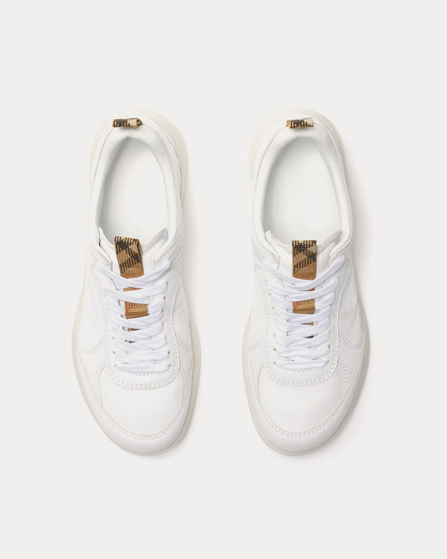 Burberry White Calf Leather Bos Taurus Low Top Sneakers