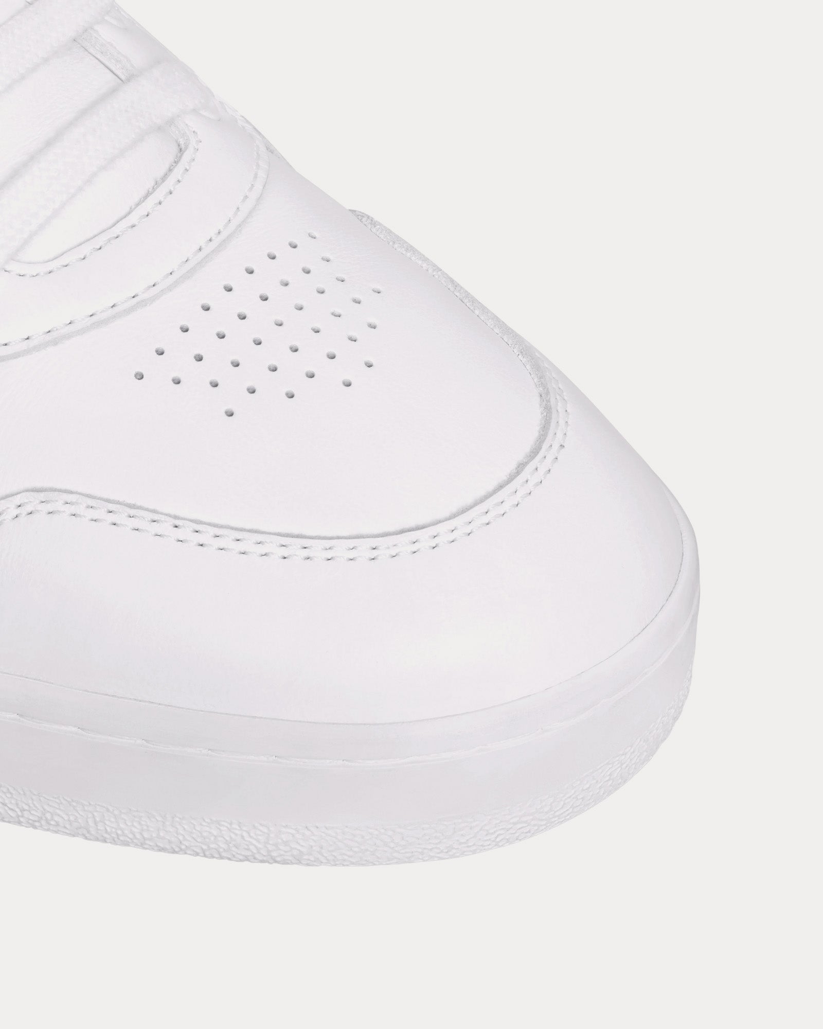 CELINE 26S MINIMAL LACE-UP SHOES IN WHITE CALFSKIN main image 0
