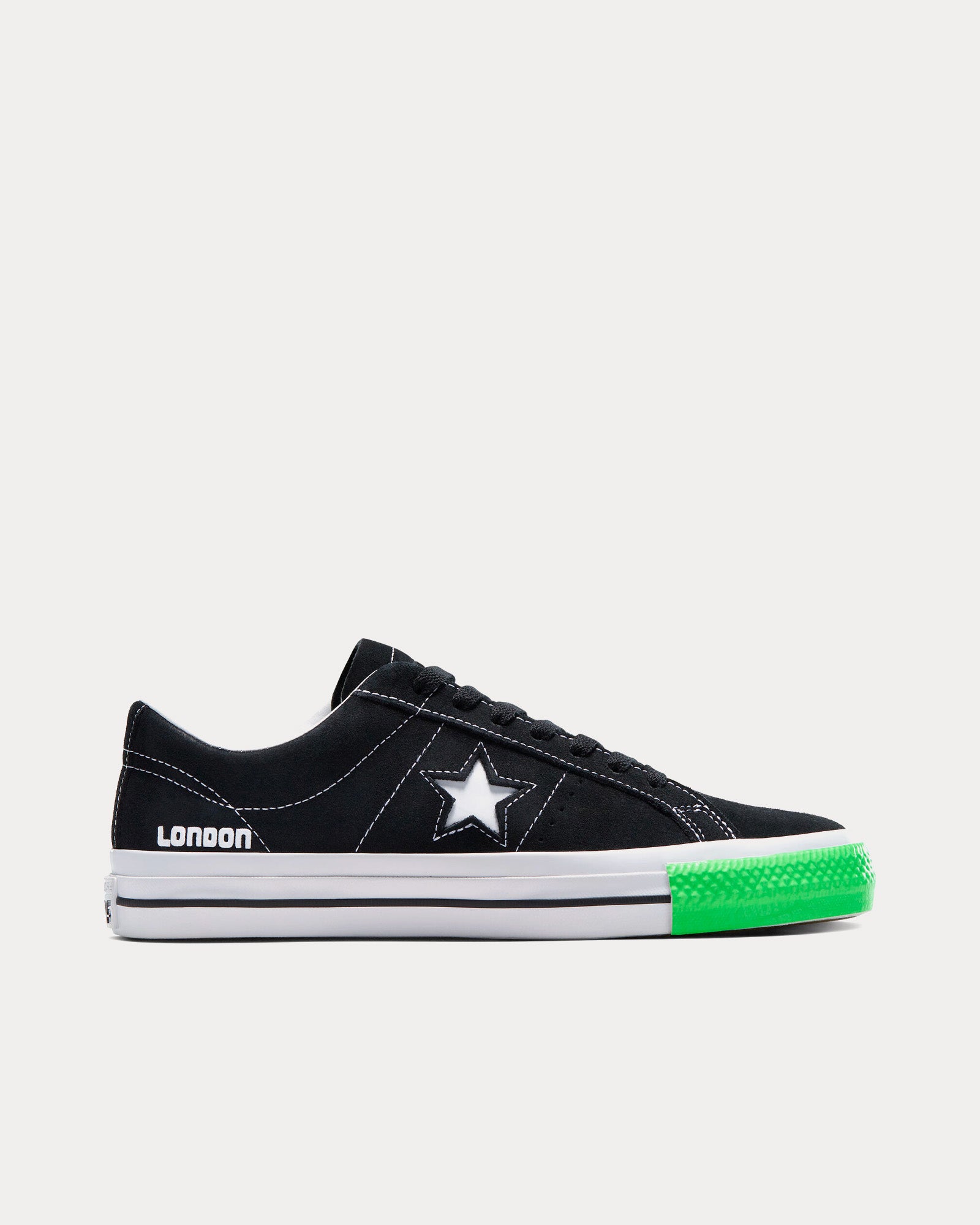 Converse - One Star Pro London Black / London Green Low Top Sneakers