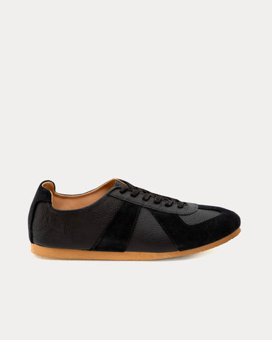 Crown Northampton Adnitt Gat Calf Leather with Gum Soles Black Low Top Sneakers