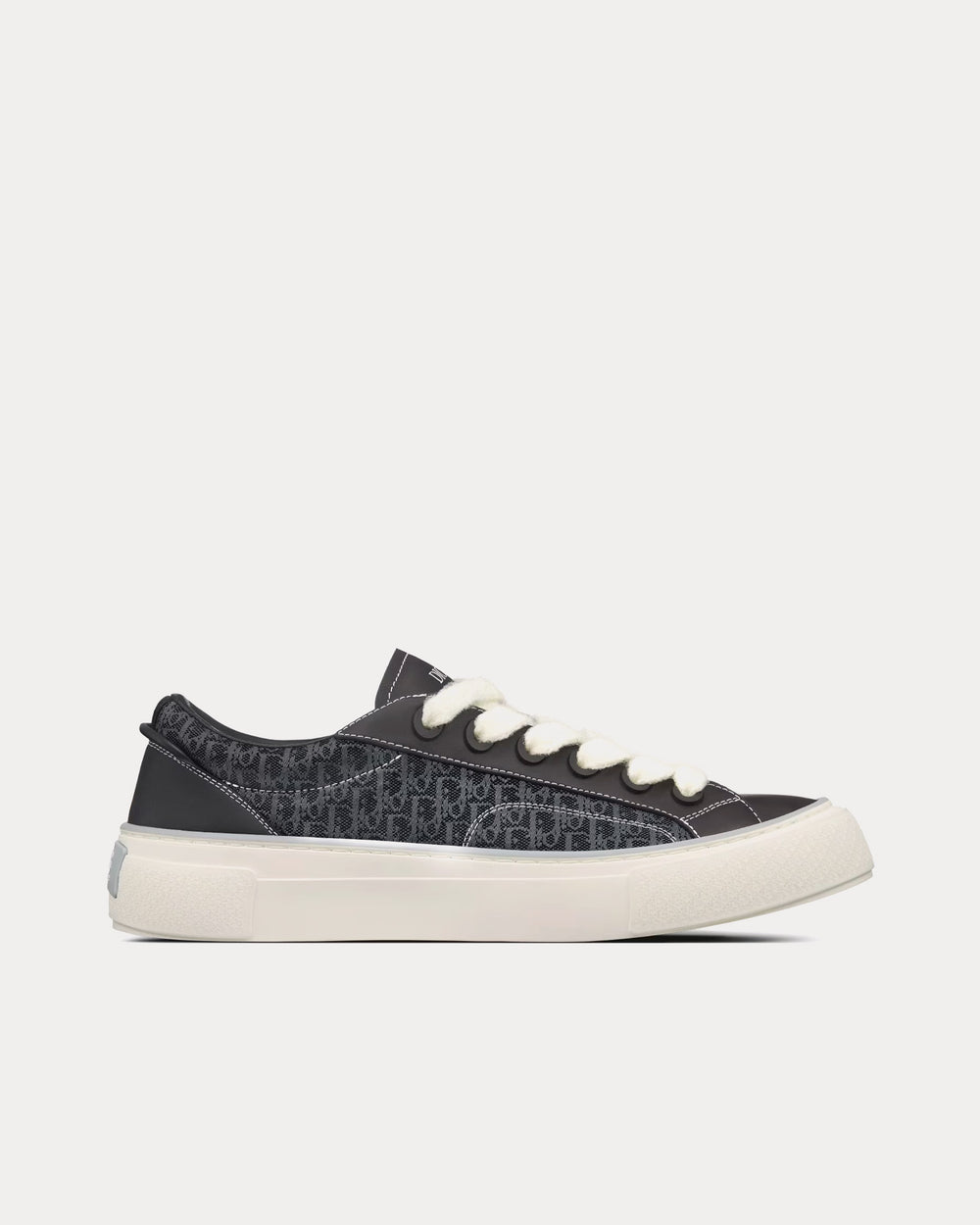 Dior B33 Black Smooth Calfskin and Dior Oblique Jacquard Low Top Sneakers - Sneak in Peace