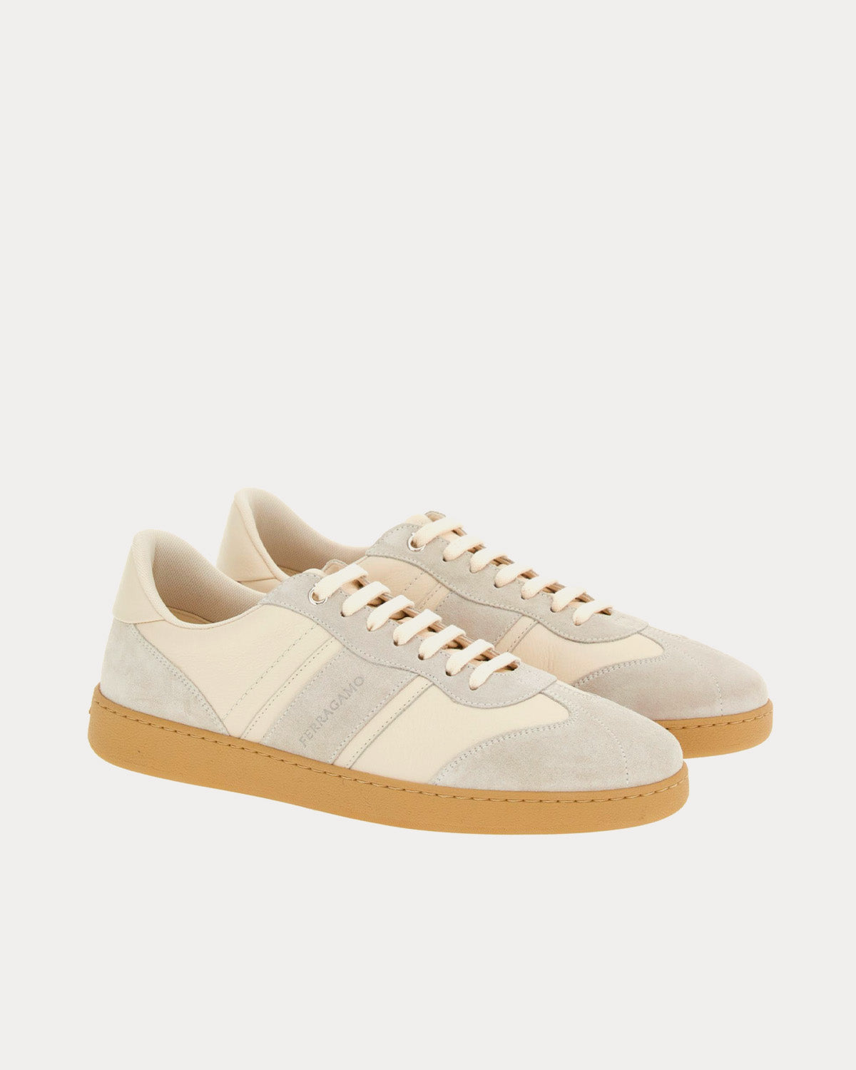 Mascarpone-colored leather sneakers