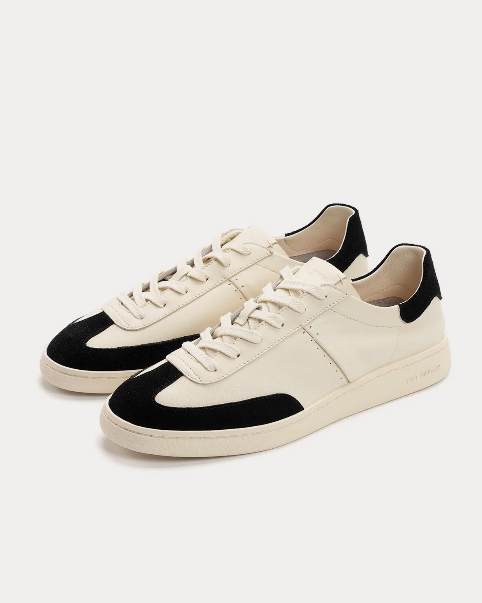 Foot Industry - GAT OP Leather White / Anthracite Low Top Sneakers
