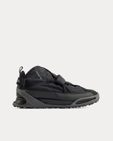 Studio Hagel The Tent Dark Black Low Top Sneakers