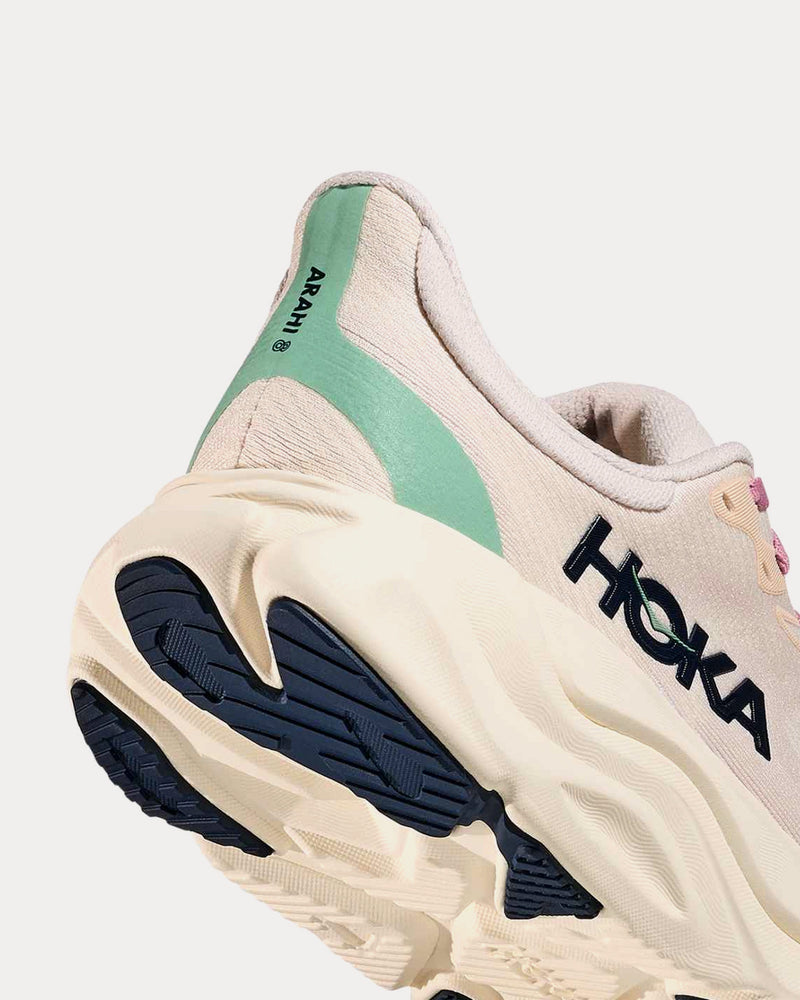 HOKA Arahi 8 Rose Cream / Alabaster Running Shoes - 5