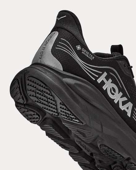HOKA Clifton 11 GTX Black / Black Running Shoes - 6