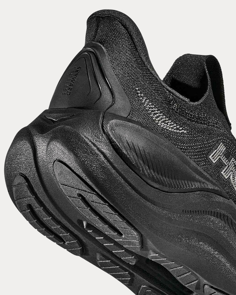 HOKA Skyward Laceless Black / Black Running Shoes - 5