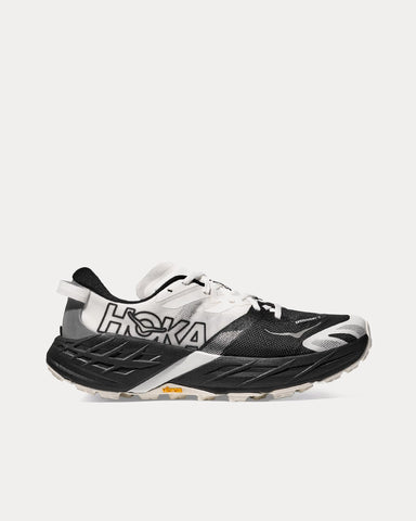 HOKA Speedgoat 7 Black / White Running Shoes