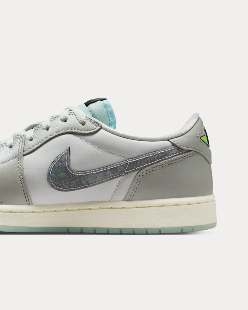 Jordan Unisex Air Jordan Low 'Lunar New Year' Photon Dust Low