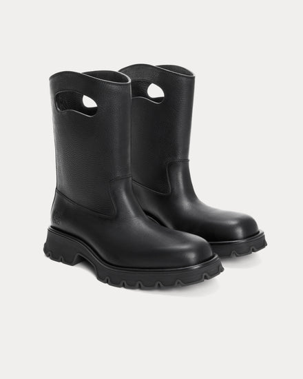 Loewe Bobby Grained Vegetable-Tanned Calfskin Black Boots - 2